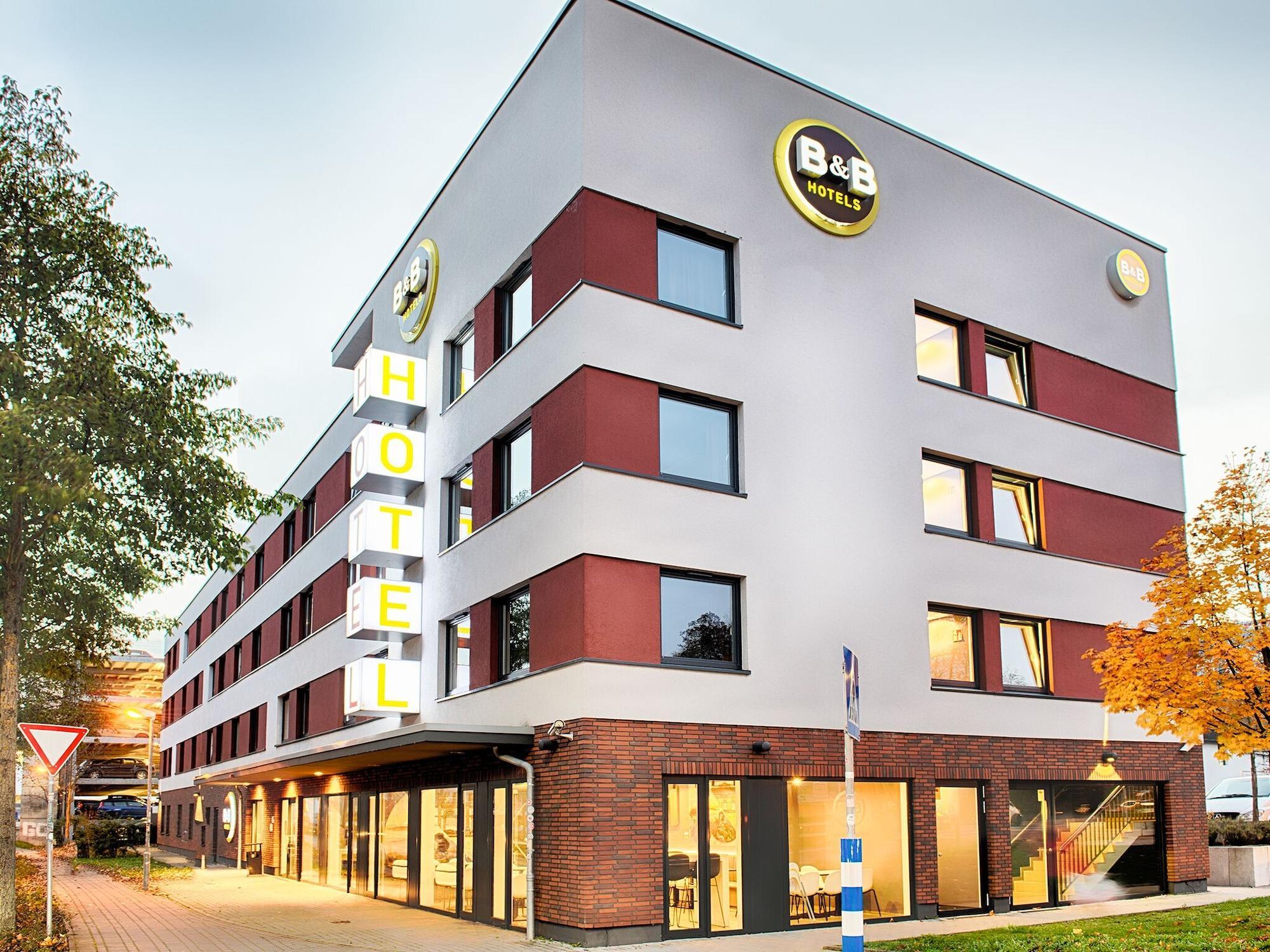 B&B Hotel Kaiserslautern Exterior foto